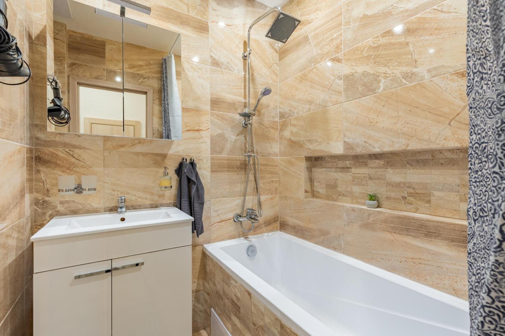 Charming Flat, Steps From Castle - Historic Part Apartman Pozsony Kültér fotó